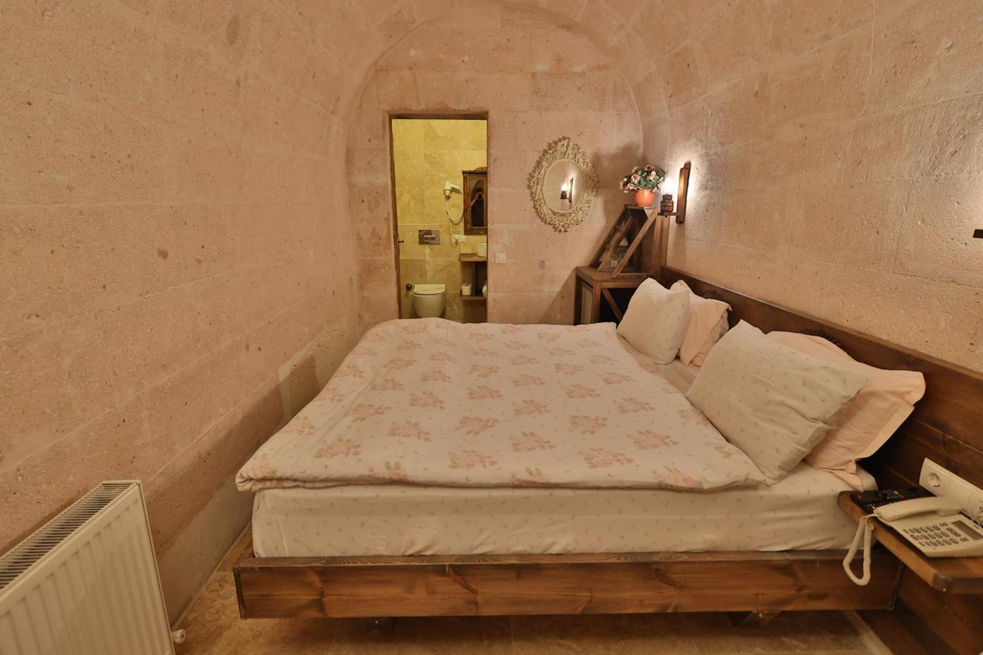 Demisos Caves Hotel Urgup Eksteriør bilde